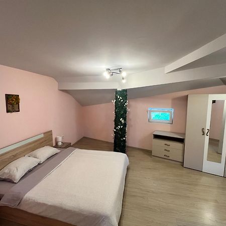 Apartment Happy Holiday Lazur Burgas City Exteriér fotografie