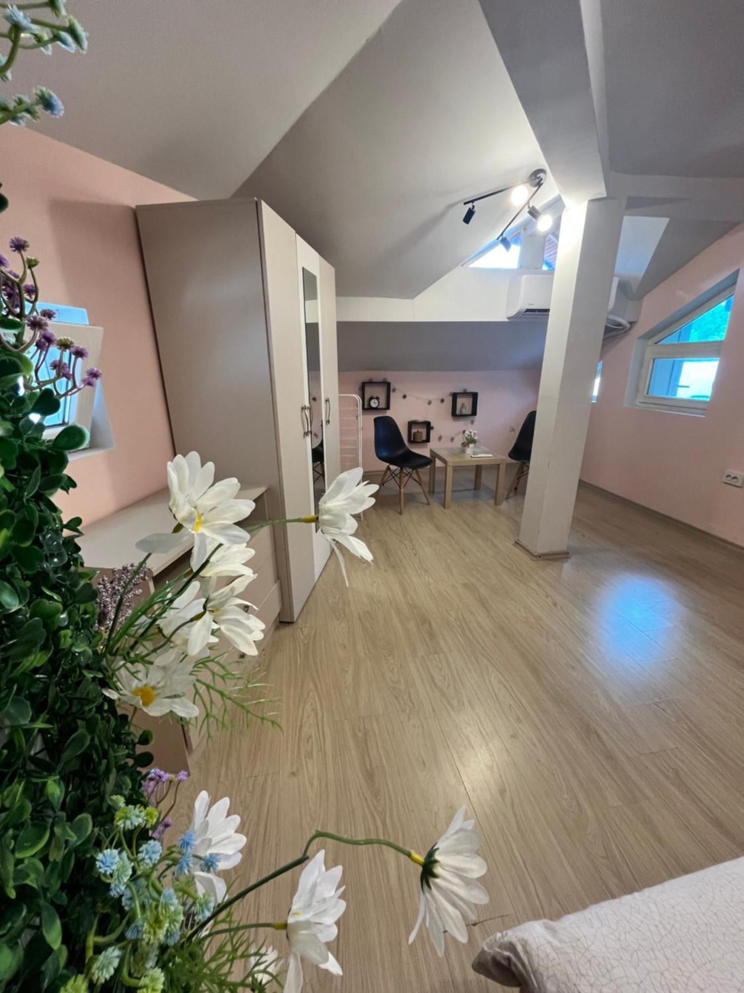 Apartment Happy Holiday Lazur Burgas City Exteriér fotografie